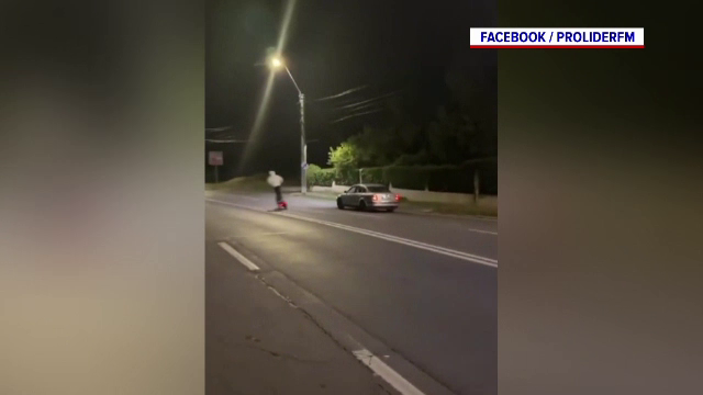Un tânăr din Galați care a fugit cu trotineta de polițiștii aflați în autospecială a fost amendat cu peste 3.200 lei