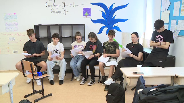 Febra pregătirilor de ultim moment pentru Evaluare și Bac. Învățatul prin teatru sau meditațiile intensive, la mare căutare