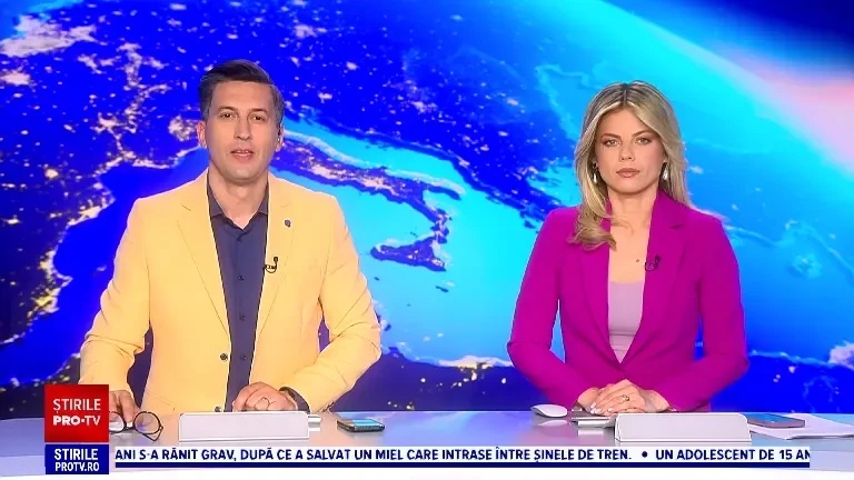 Romanian Fashion Week Iași. Gențile din sticlă și hainele-accesorii au cucerit podiumul. „Trebuie să fii creativ”