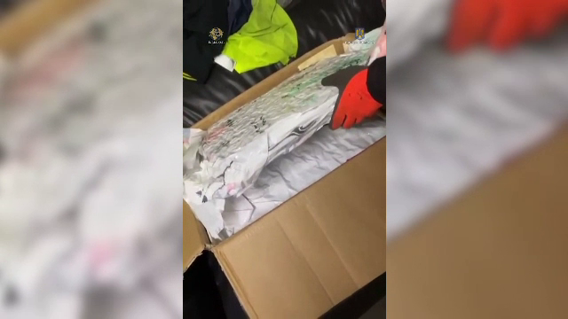 Peste 20 de kilograme de canabis au fost introduse în România, ascunse printre cutii cu macaroane