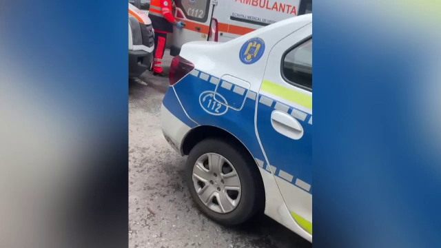 O femeie a fost înjunghiată pe stradă, în Galați, de fostul iubit. A lăsat-o într-o baltă de sânge și a fugit