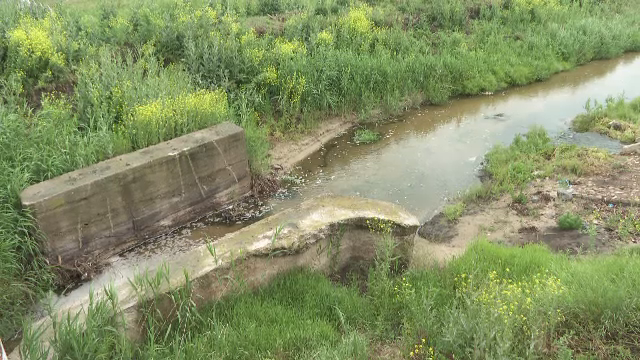 Case distruse de inundații, oameni disperați și niciun utilaj pe teren. În Galați, totul a rămas neschimbat din septembrie