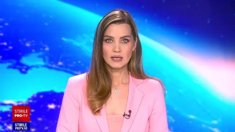 Un bărbat și nepoata lui în vârstă de 10 ani au fost loviți de o mașină când traversau prin loc nepermis, în Lugoj. VIDEO