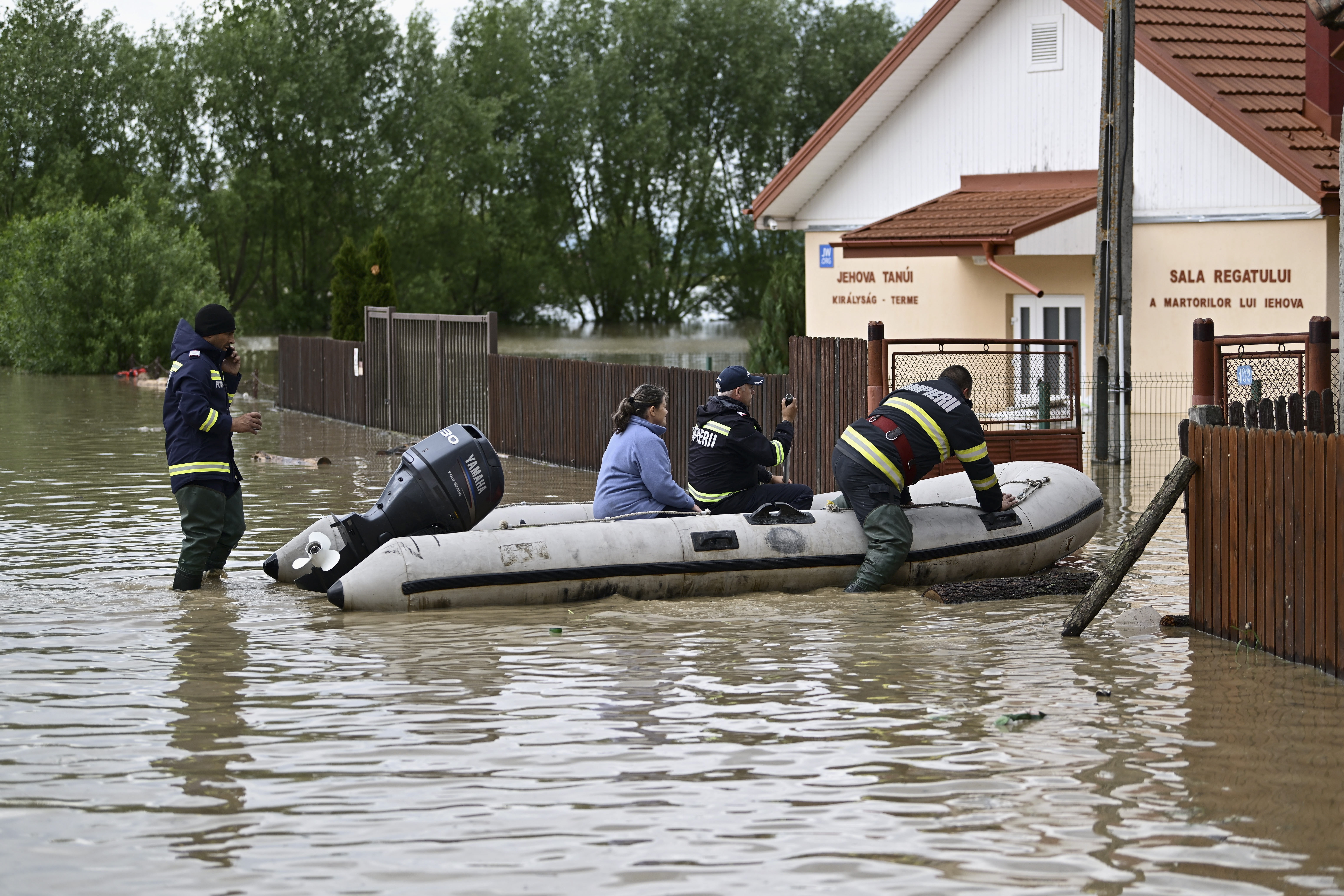 Avertizare hidrologică, în vestul României. Cod galben de viituri și inundații în cinci județe
