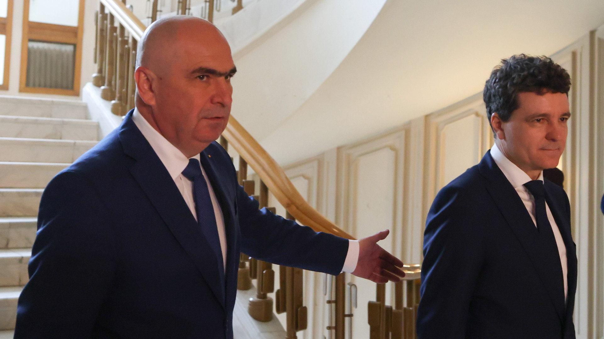 Măsurile cerute de PSD la negocieri: „Nu se aplică CASS pe pensii”. Cu cât trebuie reduse cheltuielile pentru bugetari