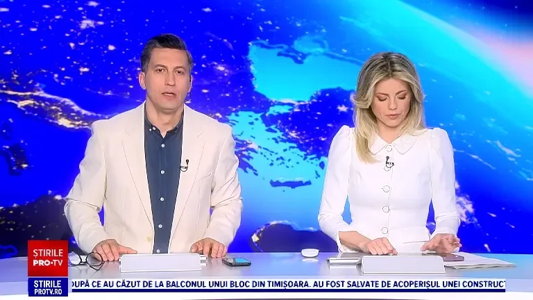 Accident grav în Petroșani. Un șofer a ajuns de urgență la spital