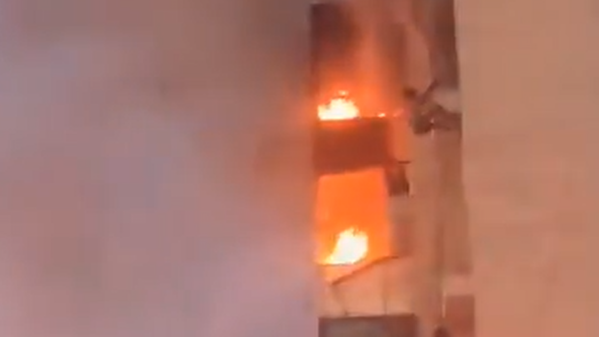 Cinci morți și mai mulți răniți într-un incendiu izbucnit într-un bloc de locuințe din sud-vestul capitalei Kuweit