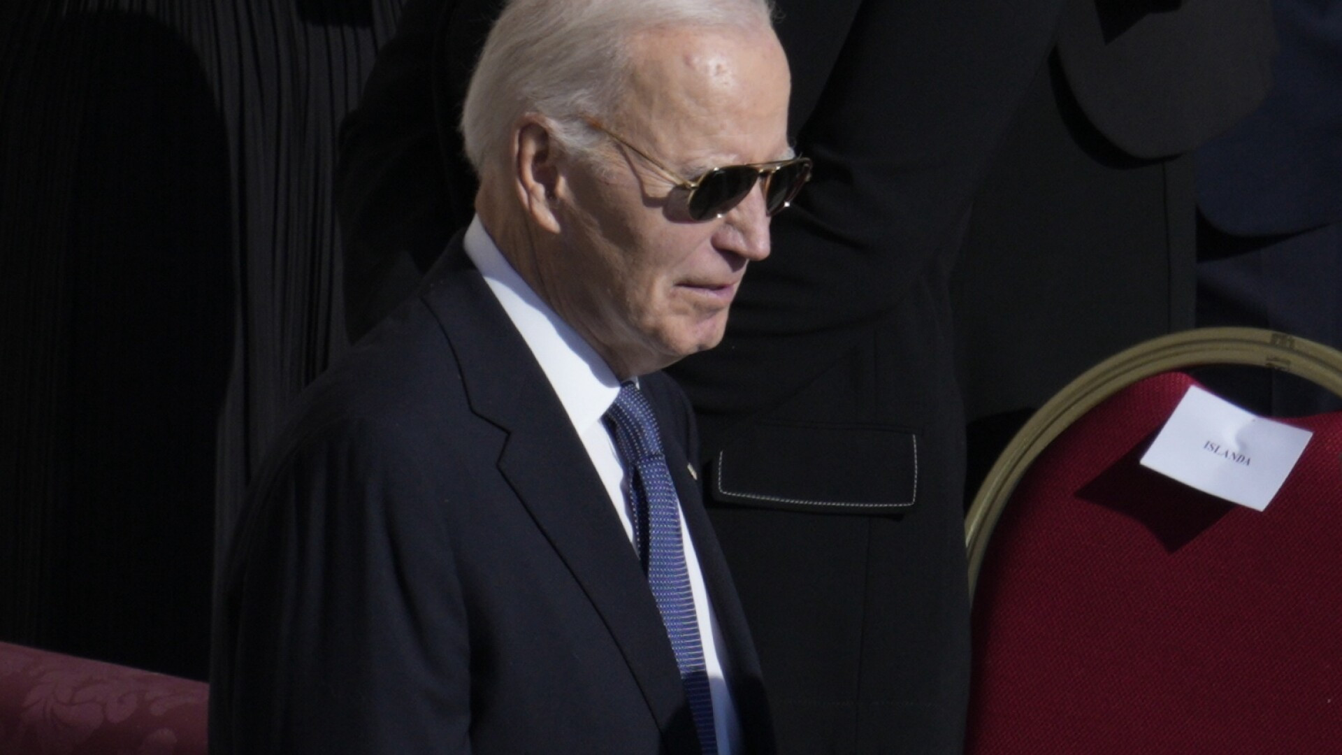 Trump crede că Biden e mort din 2020 și înlocuit cu niște clone "fără suflet, fără minte". Incredibil ce a făcut public