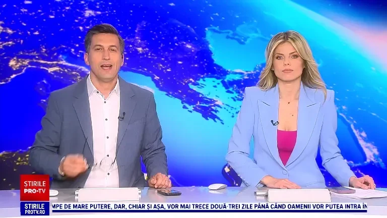 Sute de nudiști au defilat pe străzile din Mexico City, într-un marș dedicat celebrării corpului uman