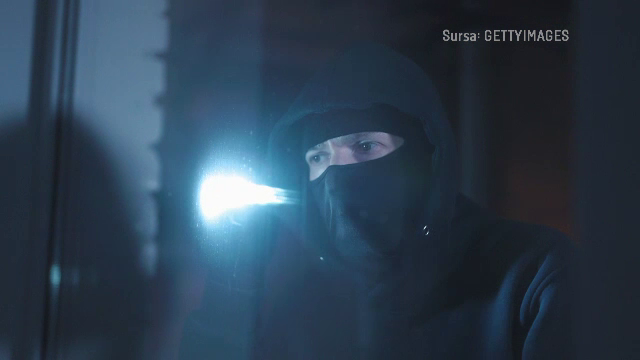 Unul dintre autorii jafului de la Poșta Română este în continuare căutat de polițiști