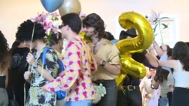 Elevii de clasa a XII-a, în ultima săptămână de liceu. Festivități inedite și parade originale în București