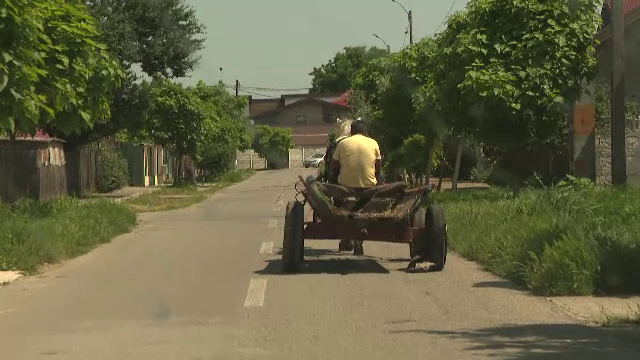 Cumpărăturile online au prins și în cătunele cu doar câțiva locuitori: ”Mi-e mai ușor să comand pe internet”. Ce se caută