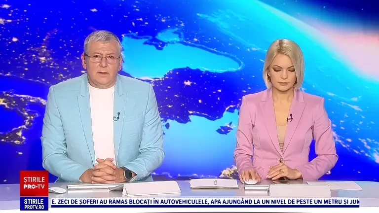 Mașină-hibrid, distrusă într-un incendiu pe A3. Care a fost norocul ocupanților acesteia