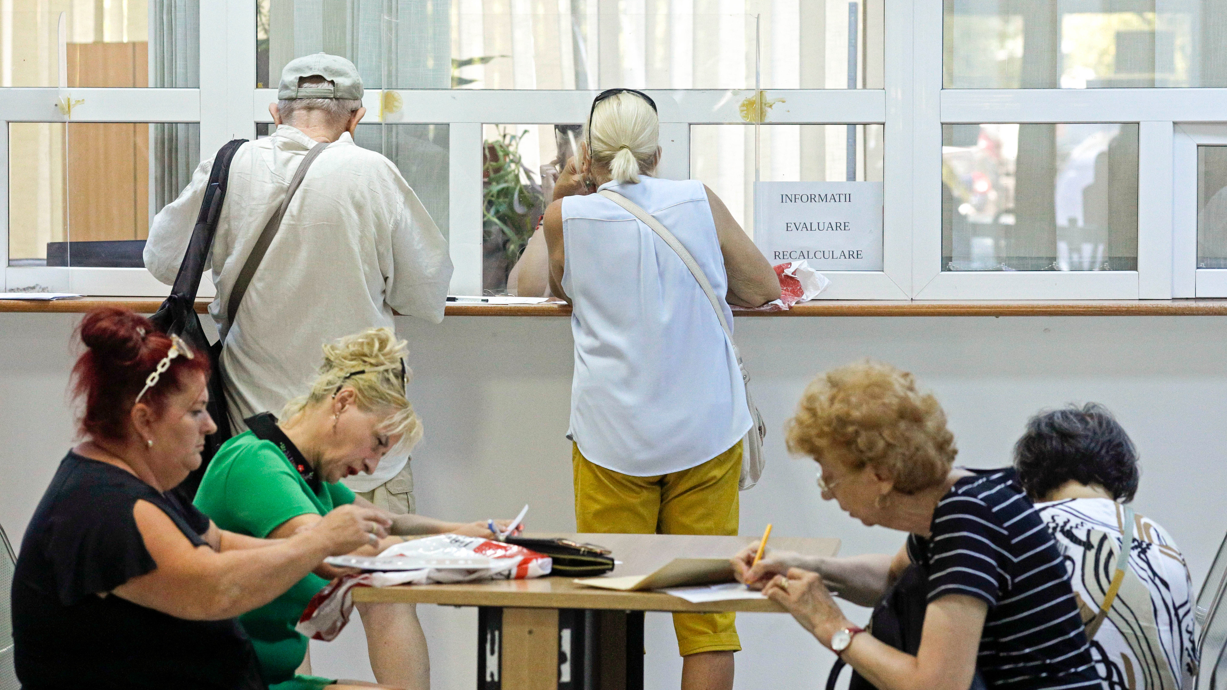 Ce sunt și ce nu sunt pensiile speciale și cine le încasează. Diferențele dintre pensionarii „obișnuiți” și cei „speciali”