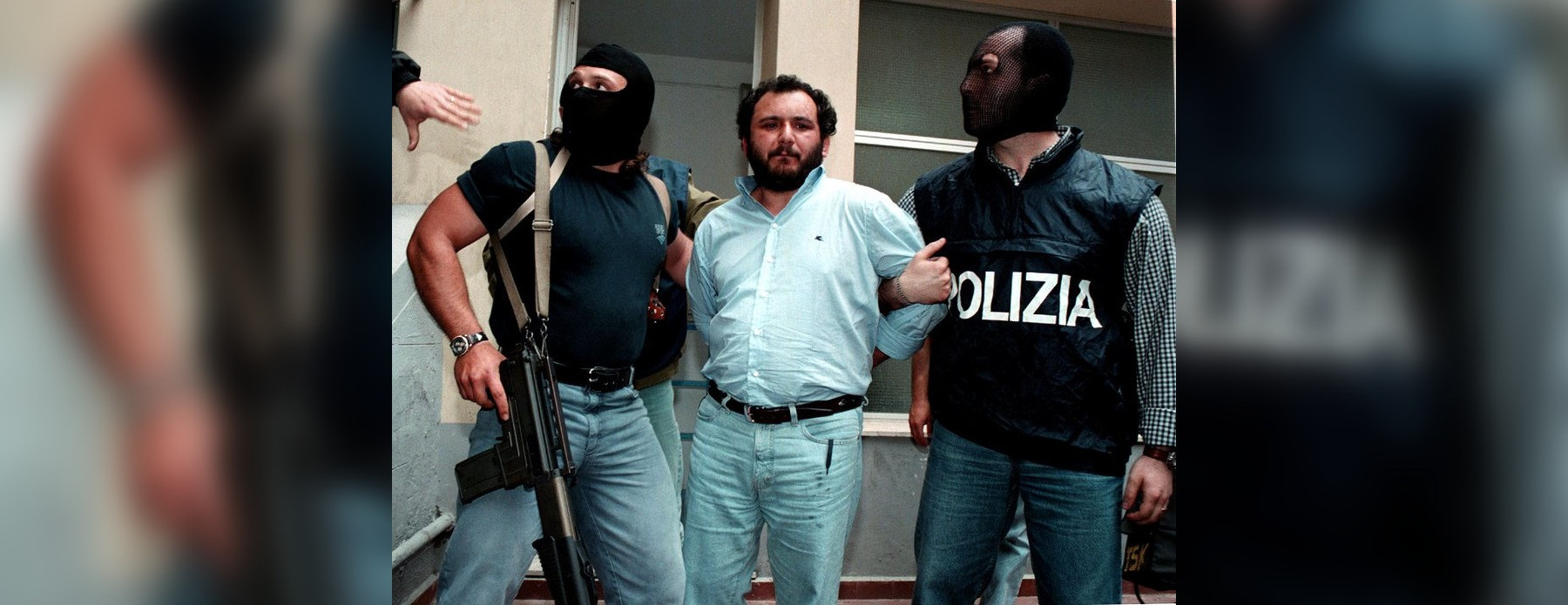 Un temut asasin din Italia care a ucis mai multe persoane și a detonat o bombă pentru a ucide un judecător a fost eliberat