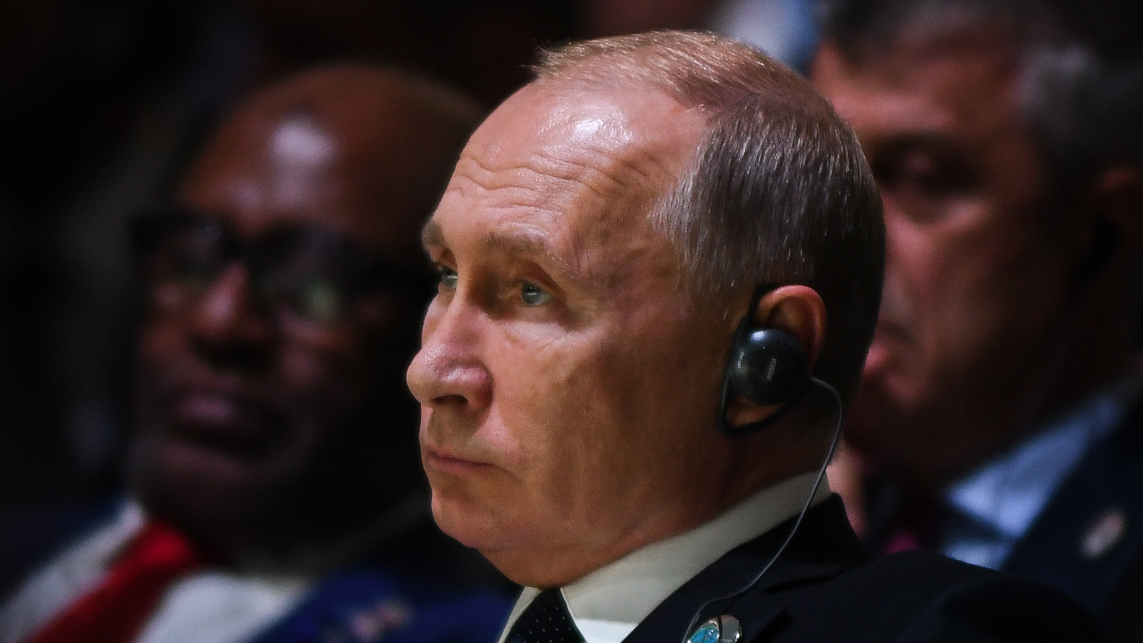 Rusia avertizează SUA să nu ajute militar Israelul. Putin îşi oferă în continuare serviciile de mediere