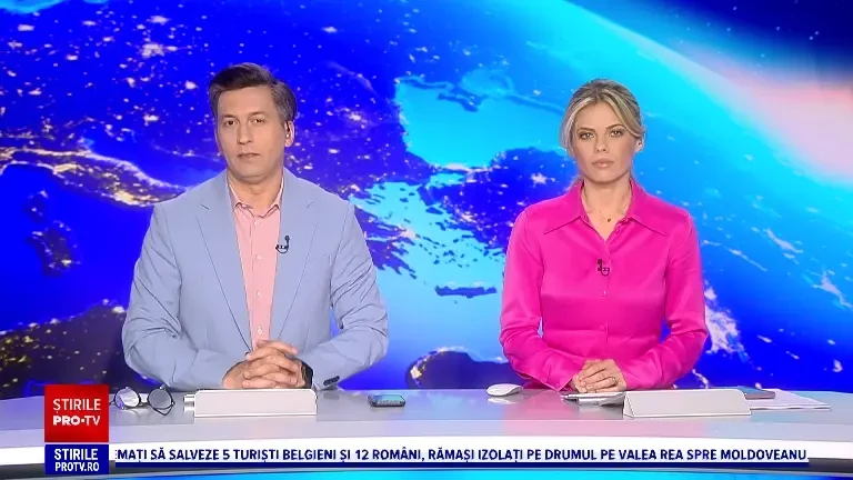 Pericol de explozie pe calea ferată în Teleorman. Locomotiva şi două vagoane ale unui tren plin cu benzină au deraiat