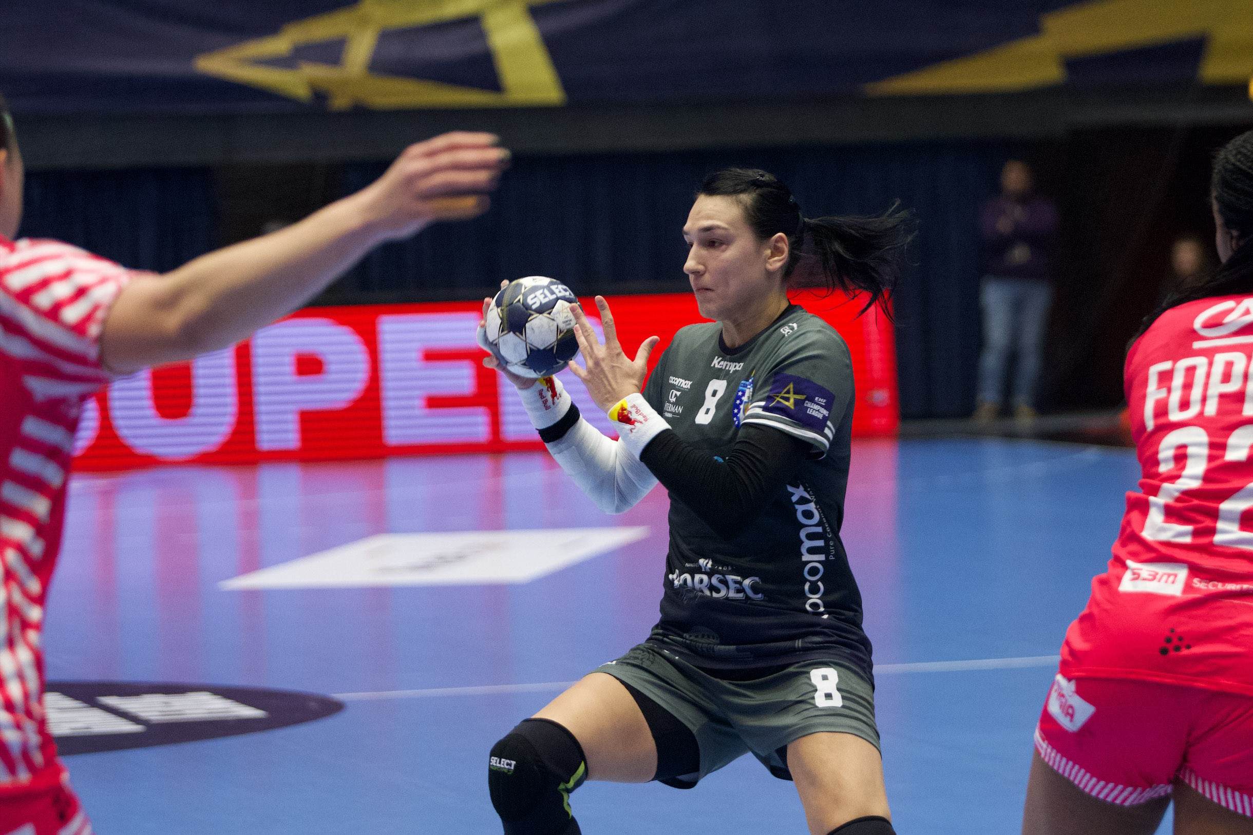 Mesajul emoționant al Nadiei Comăneci pentru retragerea Cristinei Neagu. „Un om de excepție”. VIDEO