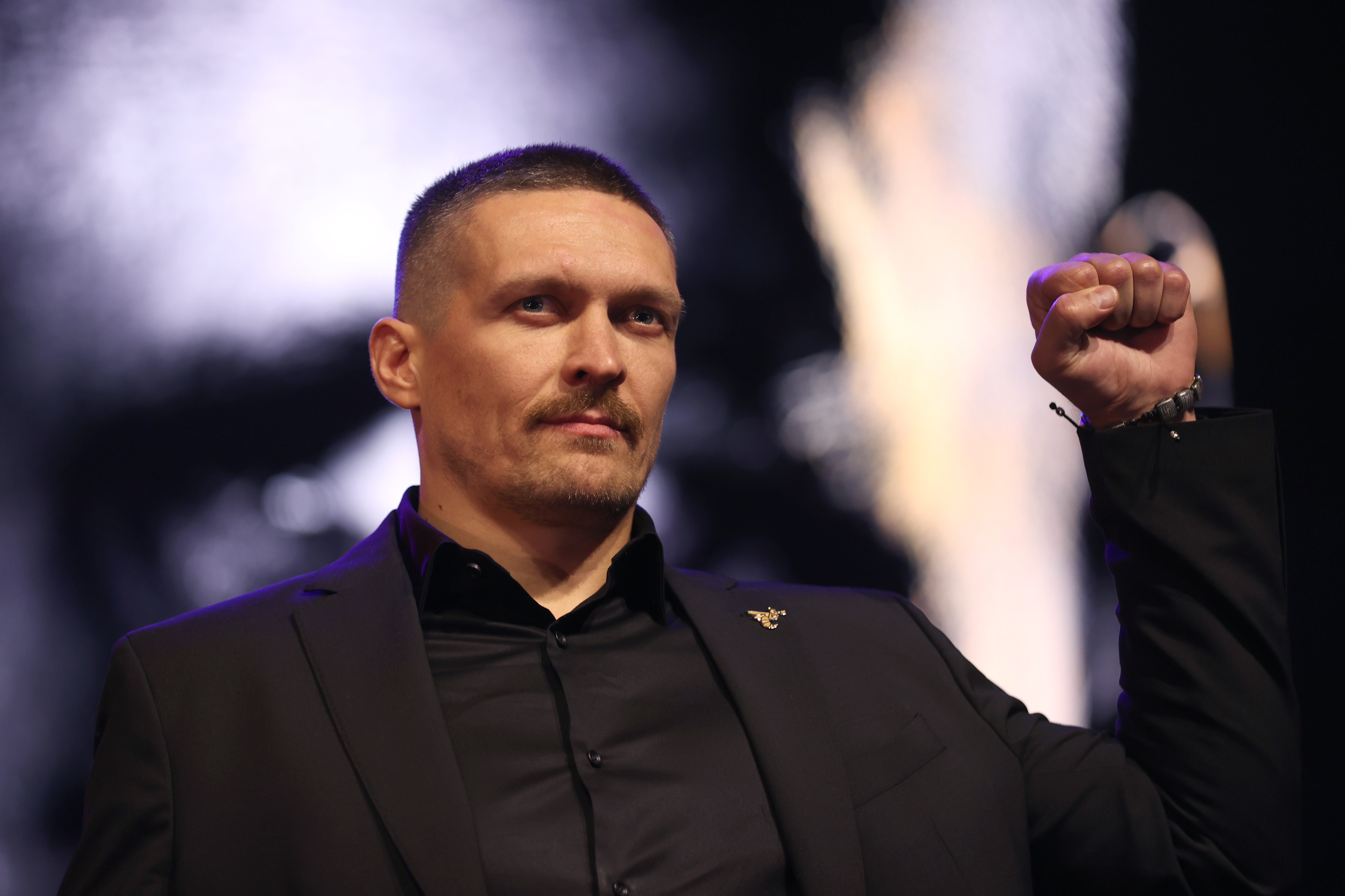 Oleksandr Usîk, campion mondial la box, îl provoacă pe Trump să stea o săptămână în casa sa din Ucraina: „Să vadă”