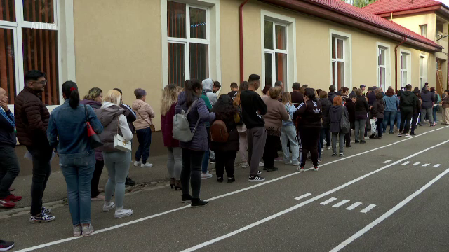 Liceele, „fabrici” de șomeri. Ce opțiuni au tinerii care nu dau Bac-ul: „Dacă era după mine, mă lăsam din generală”