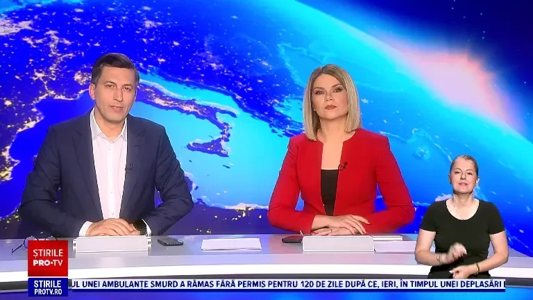 Ultimul spectacol al fântânilor din Piața Unirii, înainte de reabilitare, a adunat sute de bucureșteni cu chef de distracție