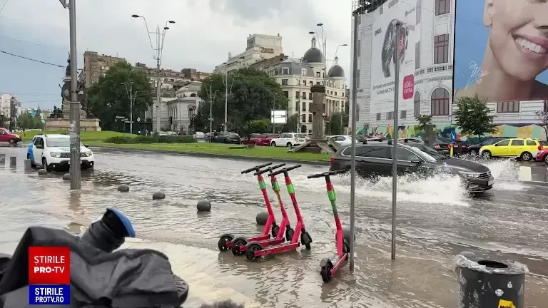 Dezastru la Kilometrul 0 al Capitalei. Imaginile momentului