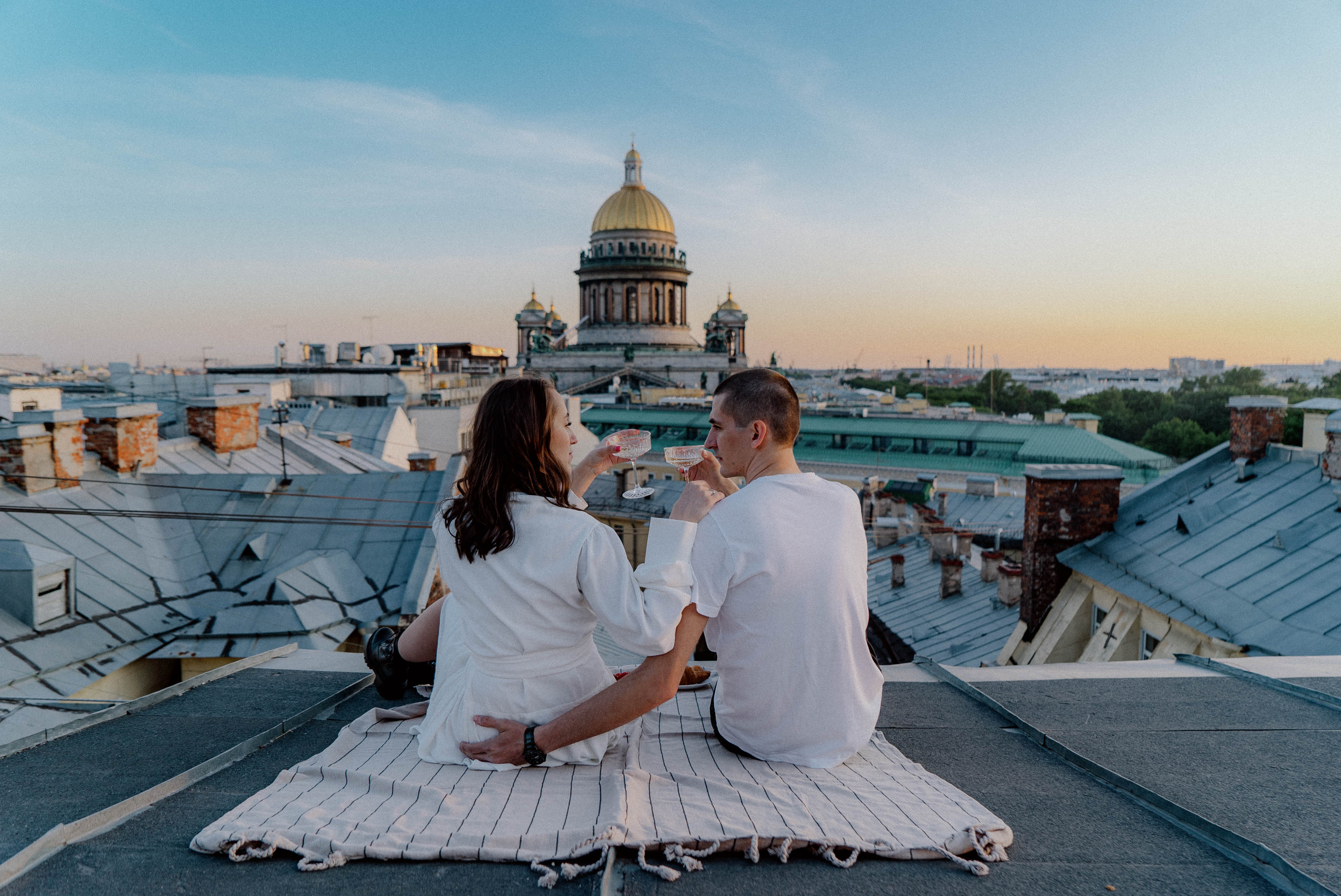 Rusia vrea să taie internetul părinților fără copii. „Amenințare la adresa securității demografice a țării"