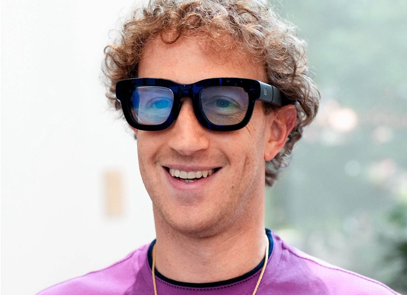 Miliardarii din tehnologie se pregătesc pentru apocalipsă: Zuckerberg își construiește un adăpost subteran uriaș în Hawaii