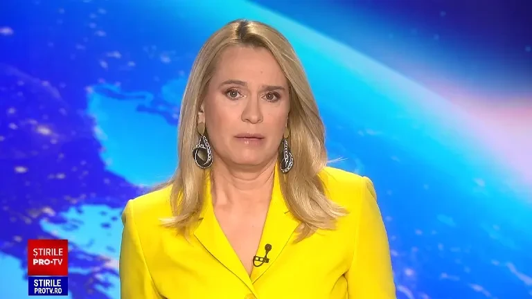 Steagul roșu, arborat în toate stațiunile din sudul litoralului. Vântul puternic a ridicat valuri înalte