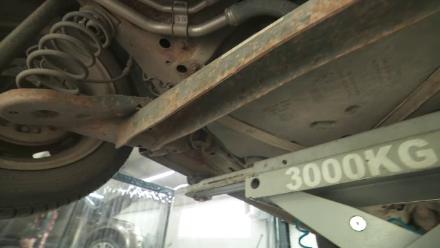 Scenariile despre proveniența pachetului cu droguri de sub mașina senatorului USR Ciprian Rus