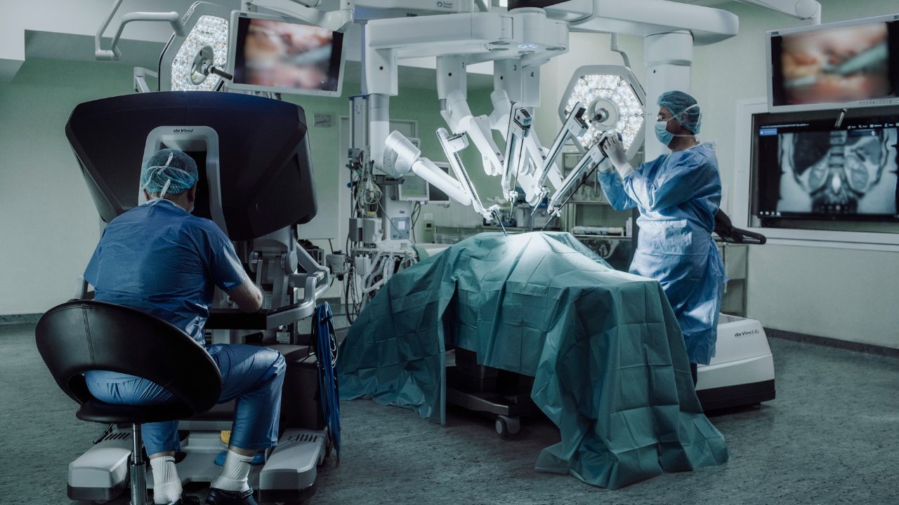 (P) Prof. Dr. Cătălin Copăescu: „Astăzi putem oferi pacienților din România acces la strategii terapeutice ca în Occident”