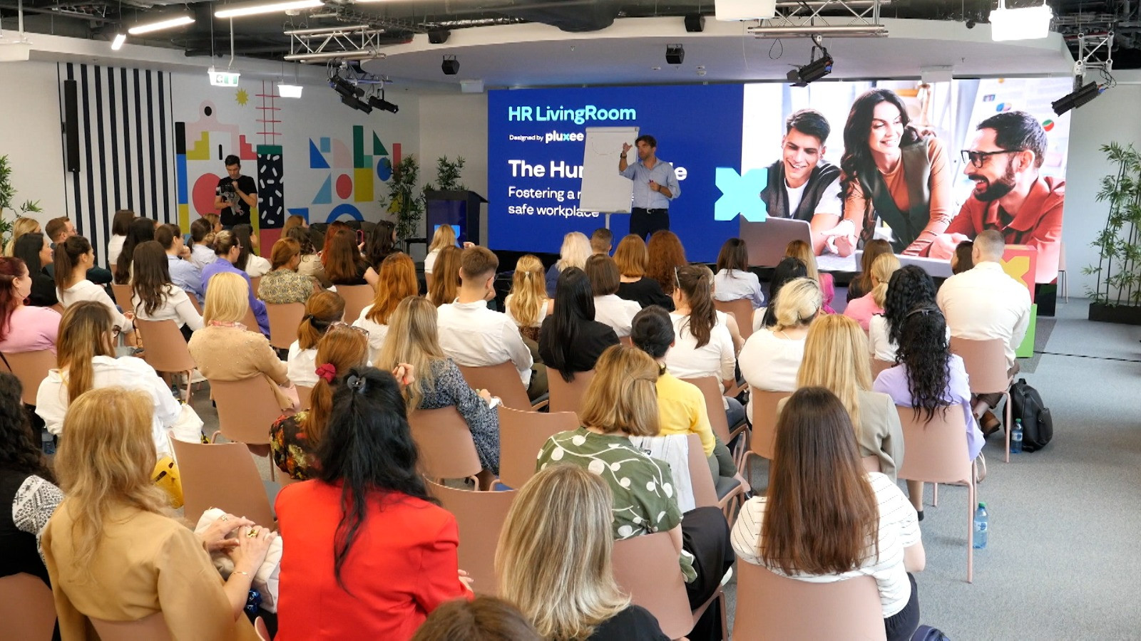 (P) Pluxee România: Lipsa siguranței psihologice influențează decizia de a schimba jobul