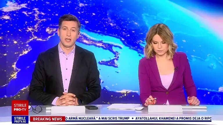 Mai mulți morți după ce apele au năvălit peste un oraș din Texas. Puhoaiele au târât mașinile din trafic