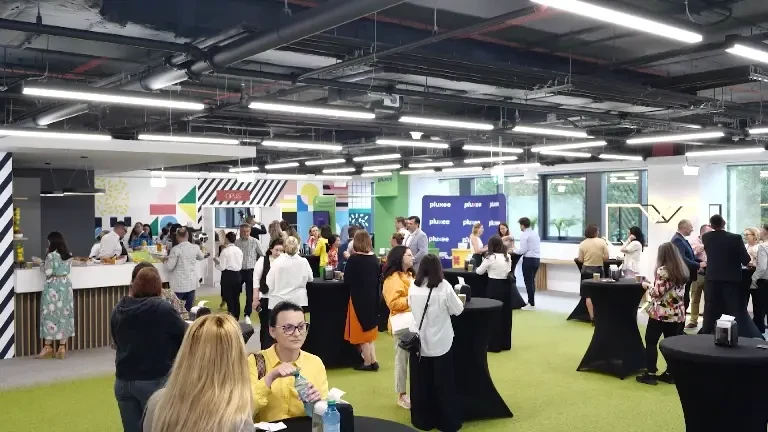 (P) Pluxee România: Lipsa siguranței psihologice influențează decizia de a schimba jobul