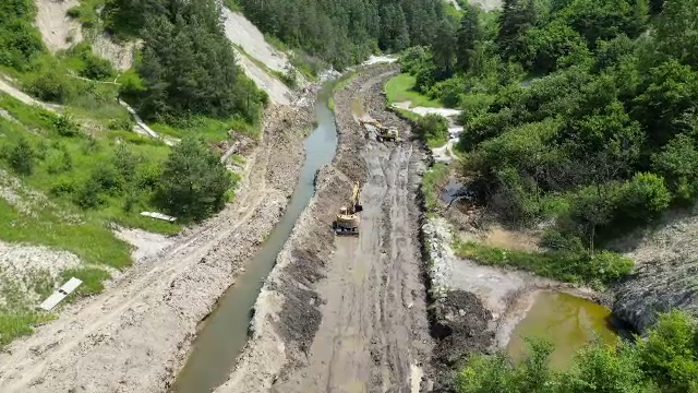 Catastrofă ecologică la Praid. Nivelul de sare din râul Târnava Mică, similar cu cel din Marea Neagră