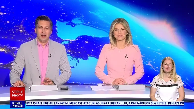 Turneul Stradivarius a ajuns în Gorj. Alexandru Tomescu a cântat în fața Casei Memoriale Constantin Brâncuși