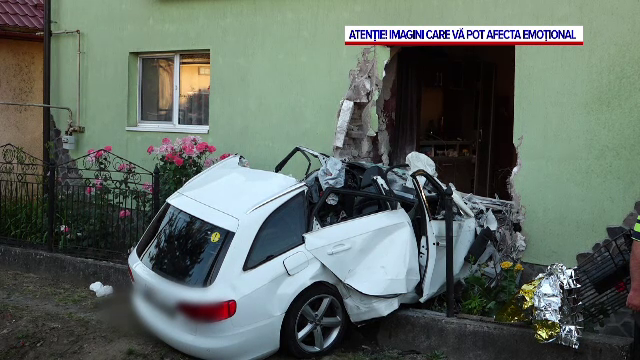 Accident mortal în Maramureș. Un tânăr de 18 ani a pierdut controlul volanului și s-a izbit în zidul unei case
