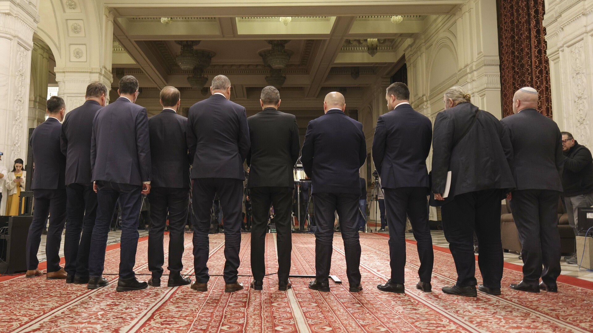 Surse: Cum s-au împărțit ministerele între PSD, PNL, USR și UDMR. Până atunci, PSD se hotărăște dacă intră la guvernare