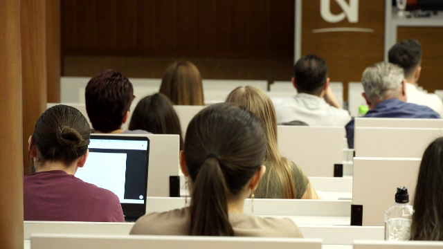 Fenomen alarmant în România: universitățile riscă să aibă studenți foarte puțini în 2025. Reacția Ministrului Educației