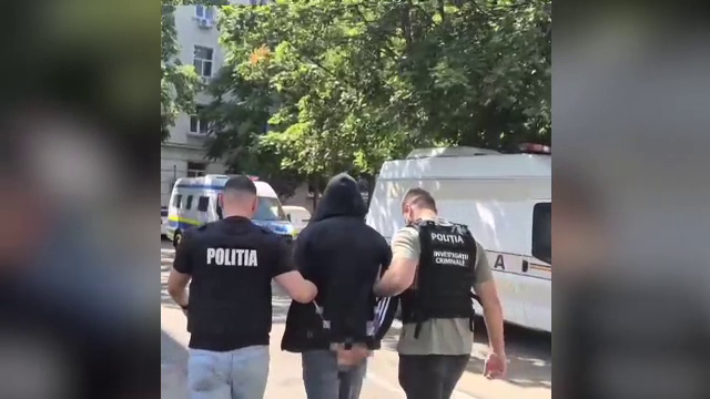 Individ din Craiova, arestat pentru cămătărie, prins în flagrant cu 8.000 de lei, doar dobândă