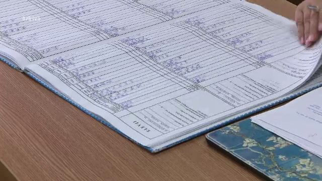 Mai multe autoare, educație media și inteligență artificială. Ce aduce nou programa de Limba română pentru clasa a IX-a