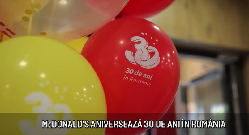 (P) McDonald’s aniversează trei decenii de gusturi familiare, inovații și amintiri alături de clienți