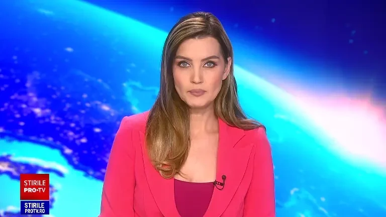 Opt câini de rasă, folosiți la lupte ilegale într-o curte din Prahova. Ce s-a găsit în telefonul Bărbatului care îi antrena