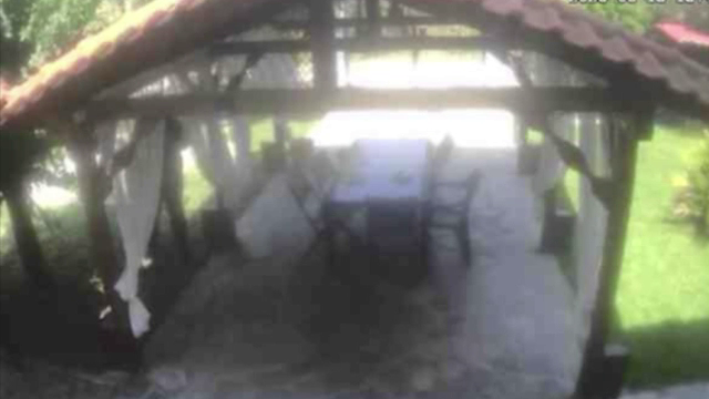 Două familii de români din Halkidiki, jefuite de un hoț: „Camera de supraveghere a dispărut în timpul furtului”