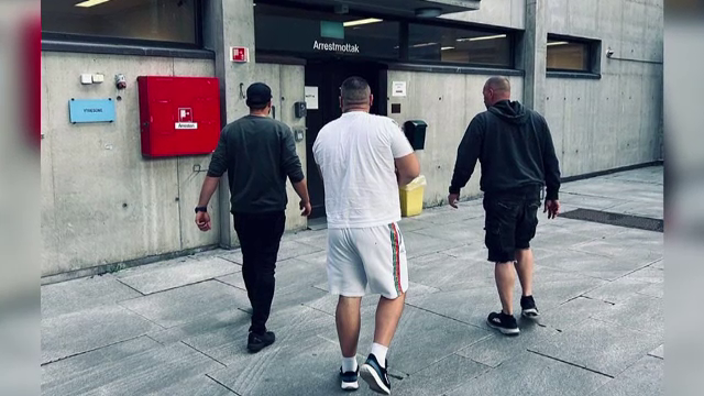 Bărbatul care a atacat cu sabia un poliţist , în Suceava, în 2017, a fost prins. Țara din care va fi extrădat