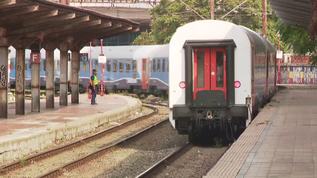 Descoperire macabră în toaleta unui tren de pe ruta Iași-București. Poliția a deschis o anchetă