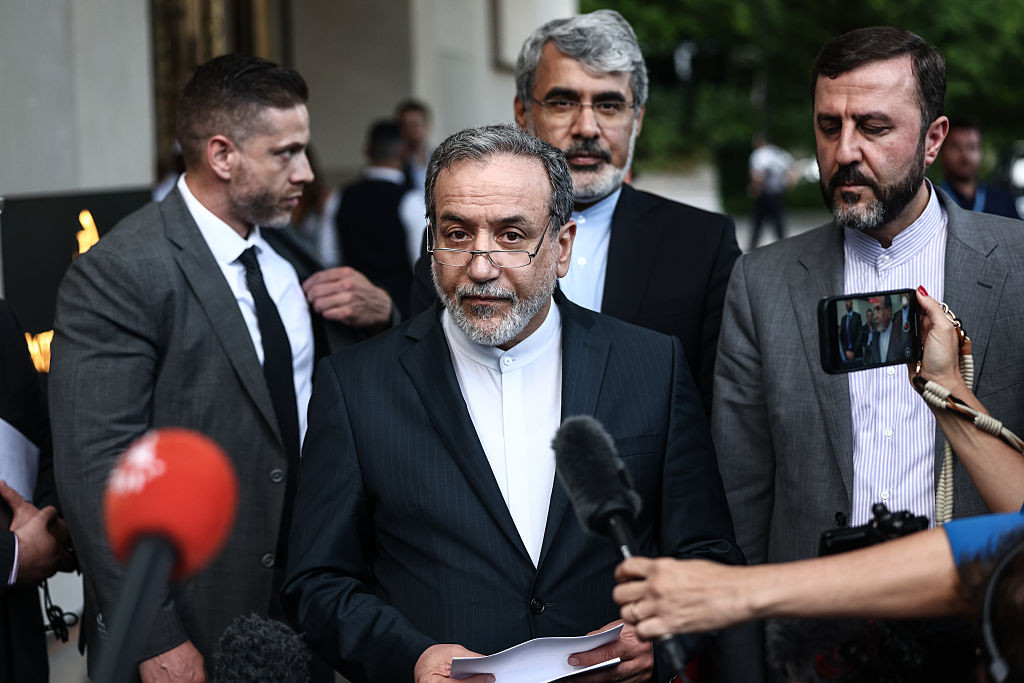 Negocierile dintre E3 şi Iran au avut un final fără concluzii clare. ”Capacităţile noastre de apărare nu sunt negociabile”