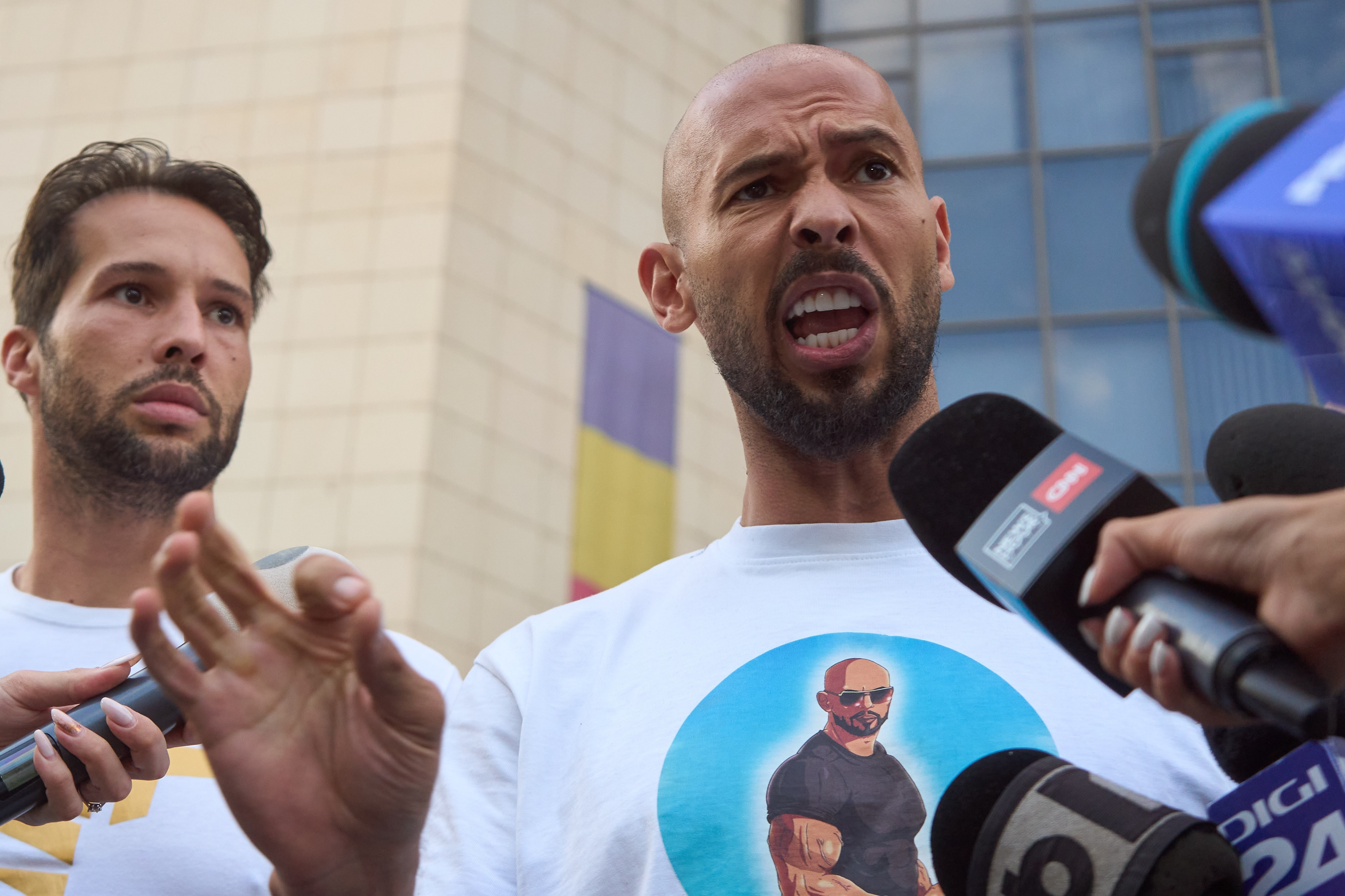 BBC: Tristan Tate, anchetat pentru influențarea alegerilor prezidențiale din România