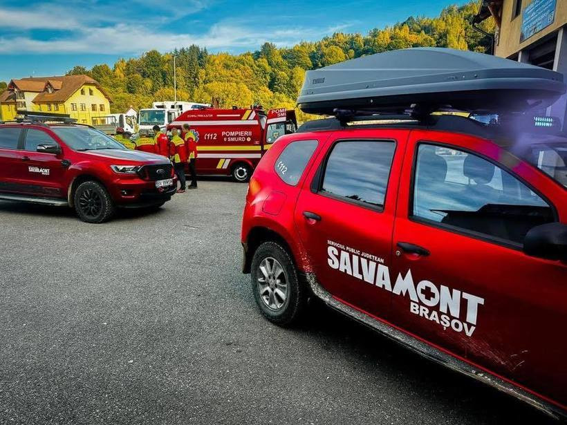 Turiștii sunt sfătuiți să evite traseele nemarcate și să se echipeze pentru condiții de iarnă. Recomandările salvamontiștilor