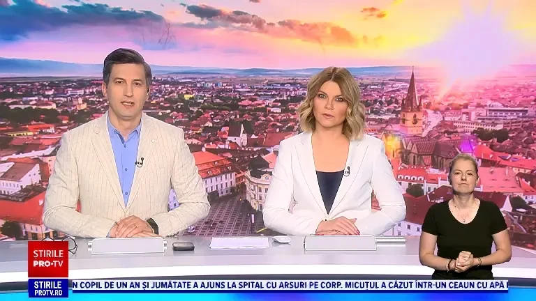 Timp de 10 zile, Sibiul găzduiește sute de spectacole pe străzi, în piețe, biserici și cetăți, cu ocazia Festivalului Internațional de Teatru